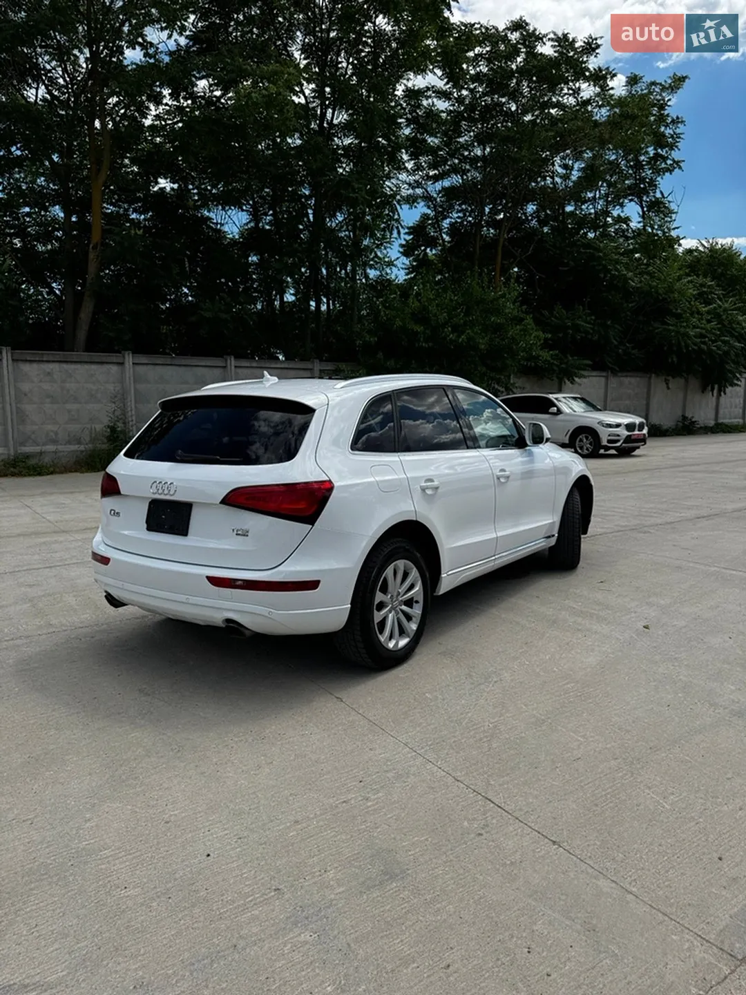 Audi Q5 2014 VIN WA1LFCFP7EA077848 фото оголошення 4 з 35