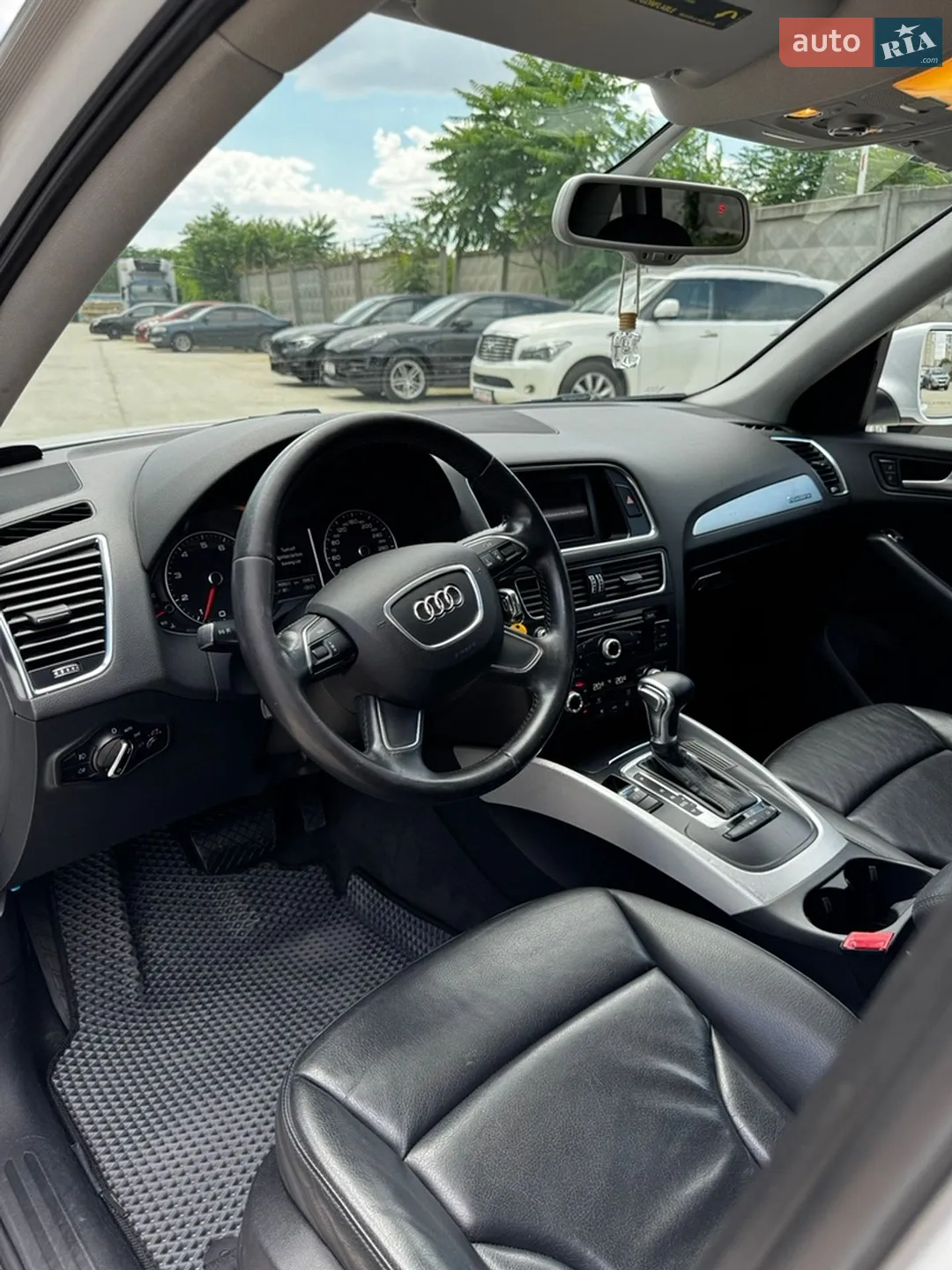 Audi Q5 2014 VIN WA1LFCFP7EA077848 фото оголошення 15 з 35