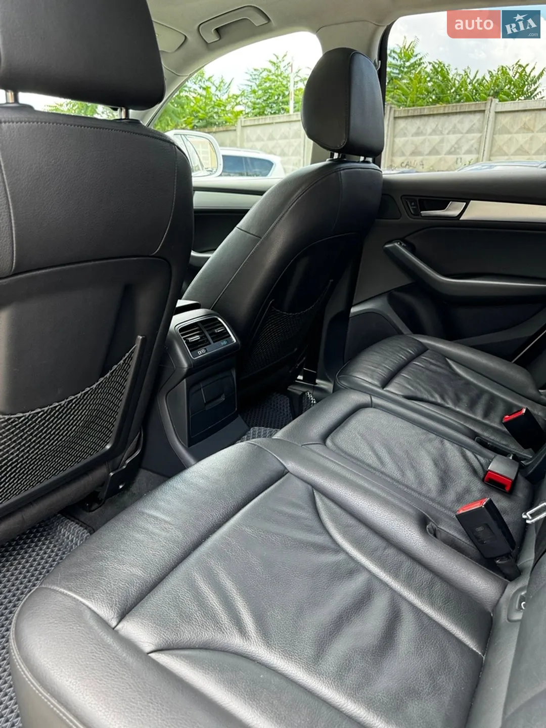 Audi Q5 2014 VIN WA1LFCFP7EA077848 фото оголошення 18 з 35