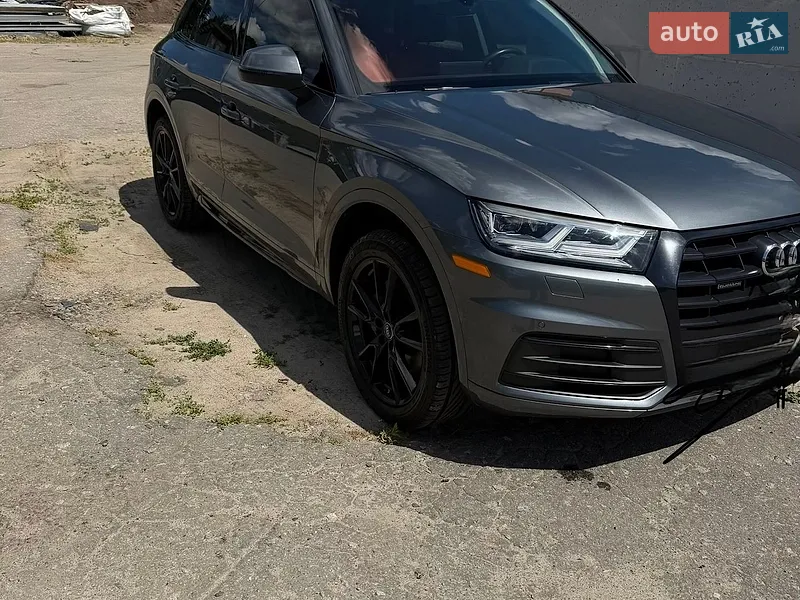 Audi Q5 2019 VIN WA1ANAFYXK2071085 фото оголошення 25 з 63