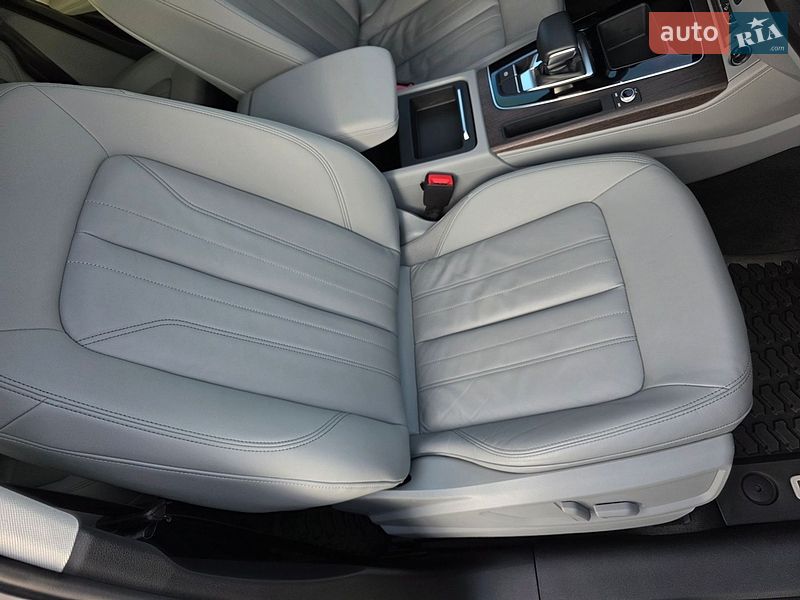 Позашляховик / Кросовер Audi Q5 2022 в Львові