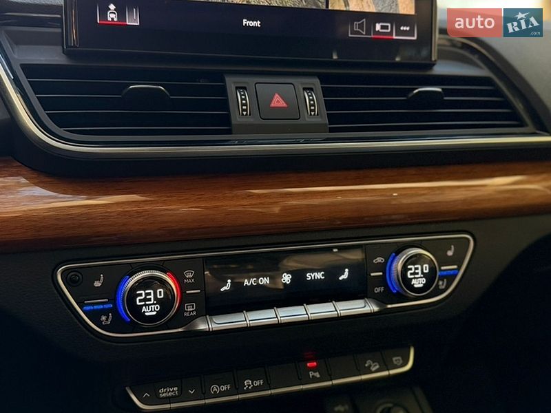 Позашляховик / Кросовер Audi Q5 2020 в Ірпені