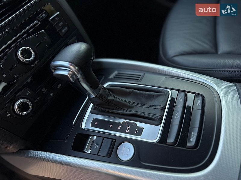 Позашляховик / Кросовер Audi Q5 2015 в Рівному