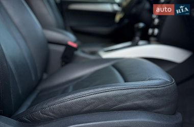 Позашляховик / Кросовер Audi Q5 2015 в Рівному