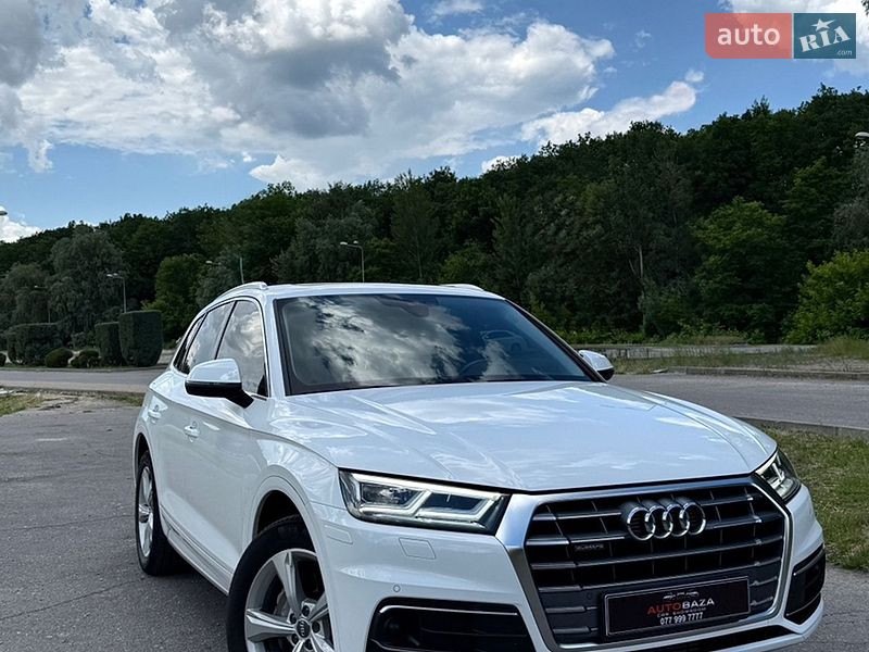 Внедорожник / Кроссовер Audi Q5 2020 в Днепре