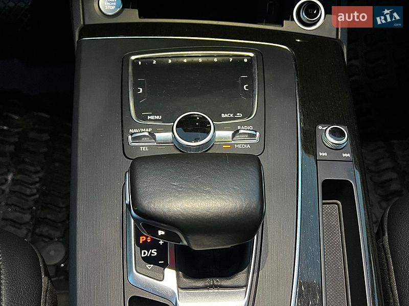 Позашляховик / Кросовер Audi Q5 2018 в Івано-Франківську