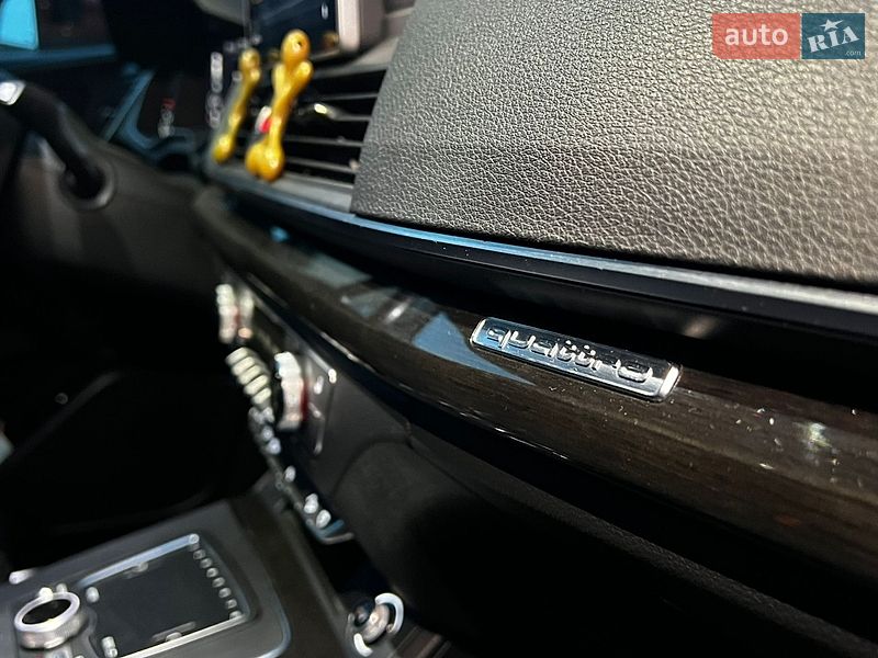 Позашляховик / Кросовер Audi Q5 2018 в Івано-Франківську
