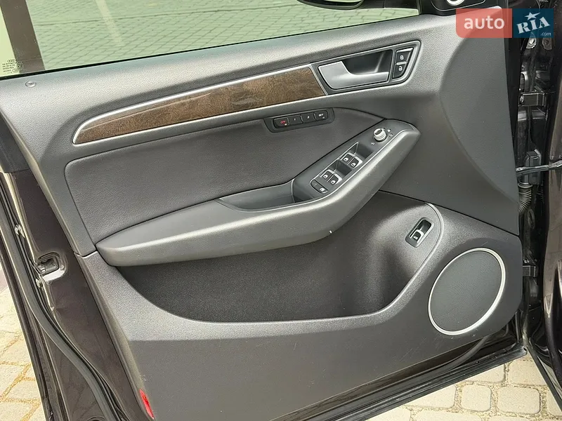 Audi Q5 2013 VIN WA1LFAFP9EA060263 фото оголошення 50 з 131
