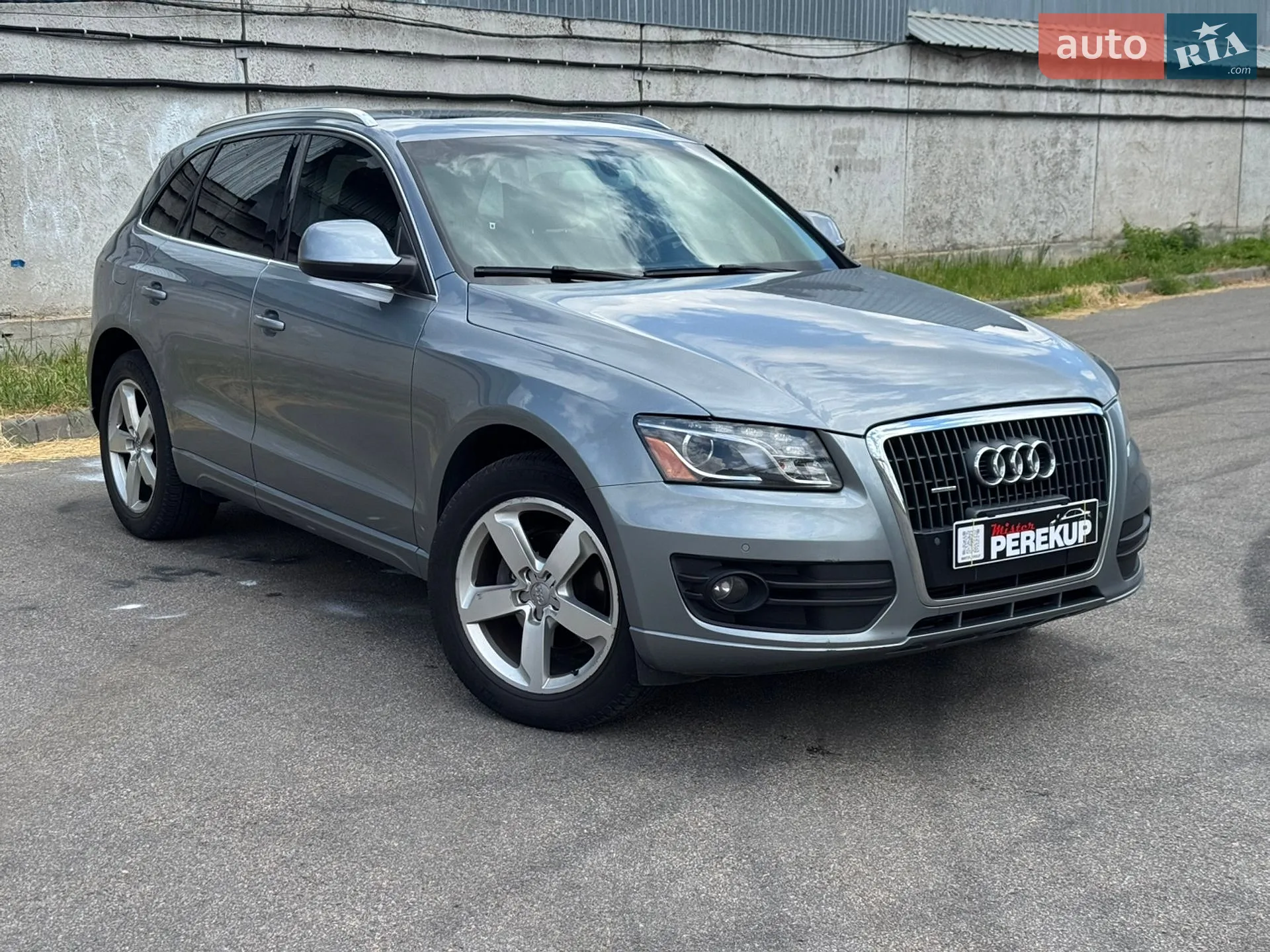 2010 Audi Q5 - фото 1