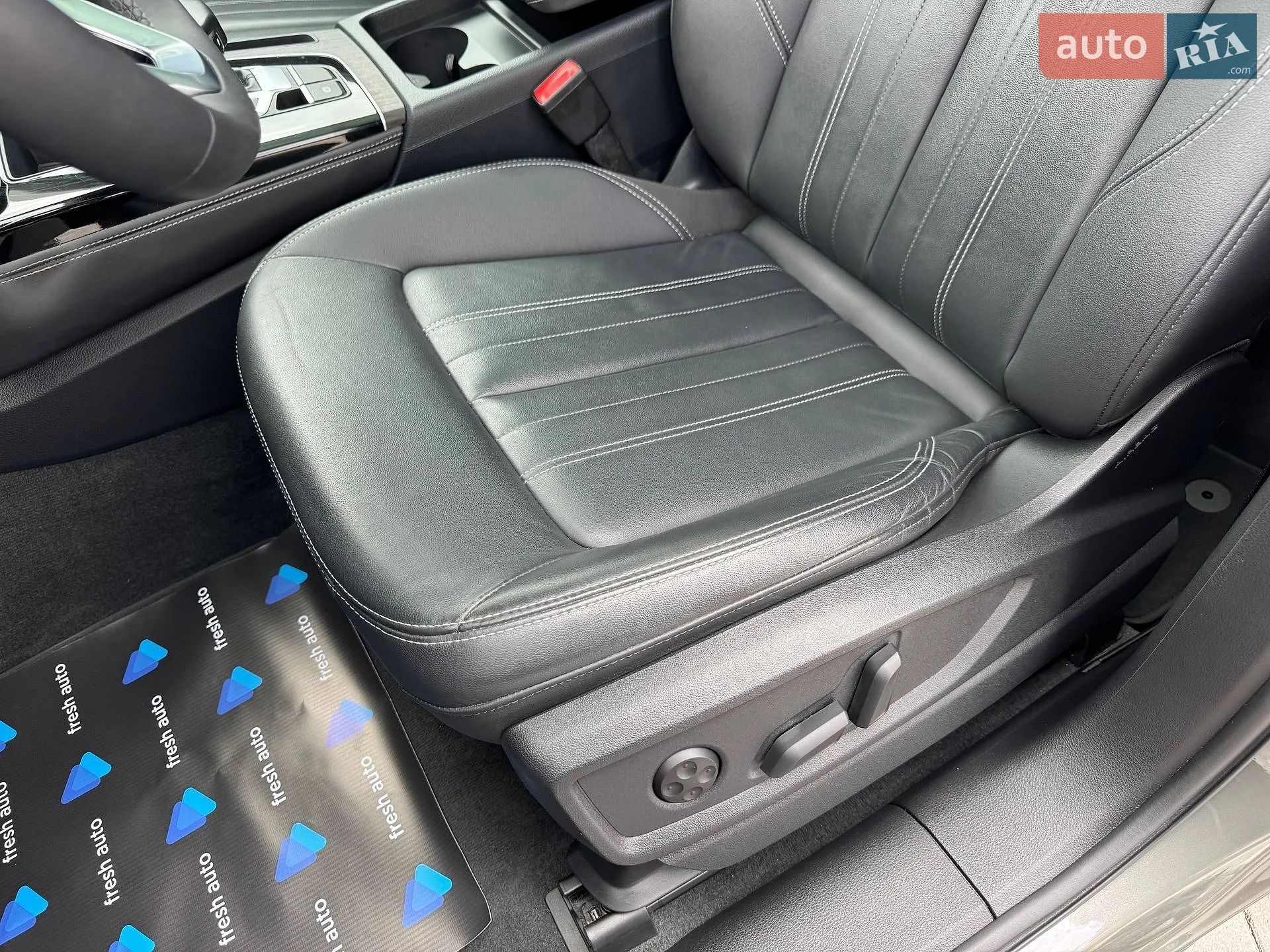 2022 Audi Q5 - мініатюра 18