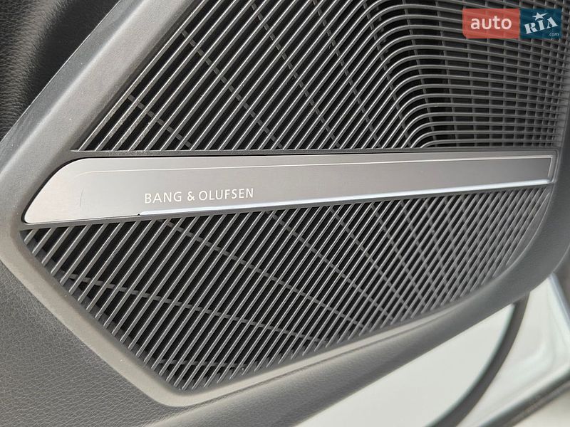 Позашляховик / Кросовер Audi Q5 2023 в Тернополі