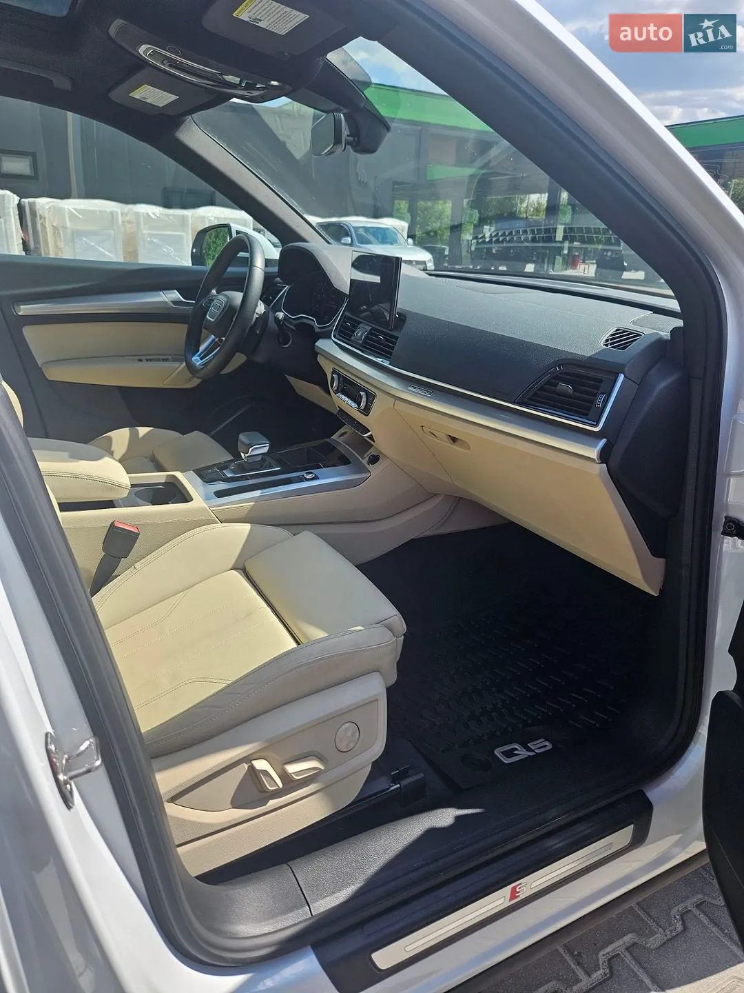 2025 Audi Q5 - мініатюра 16
