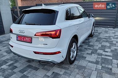 Внедорожник / Кроссовер Audi Q5 2021 в Львове