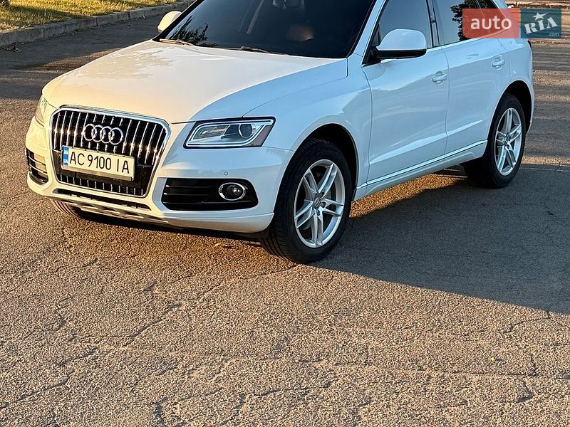 Внедорожник / Кроссовер Audi Q5 2014 в Владимире