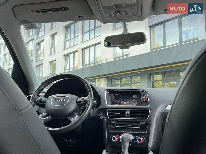 Позашляховик / Кросовер Audi Q5 2013 в Новояворівську