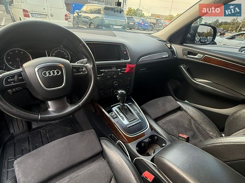 Позашляховик / Кросовер Audi Q5 2011 в Києві
