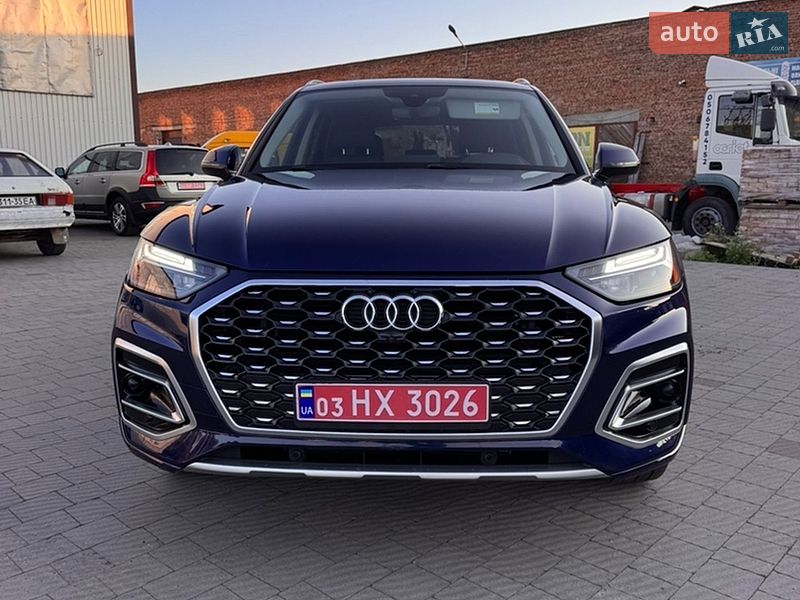 Внедорожник / Кроссовер Audi Q5 2021 в Владимире