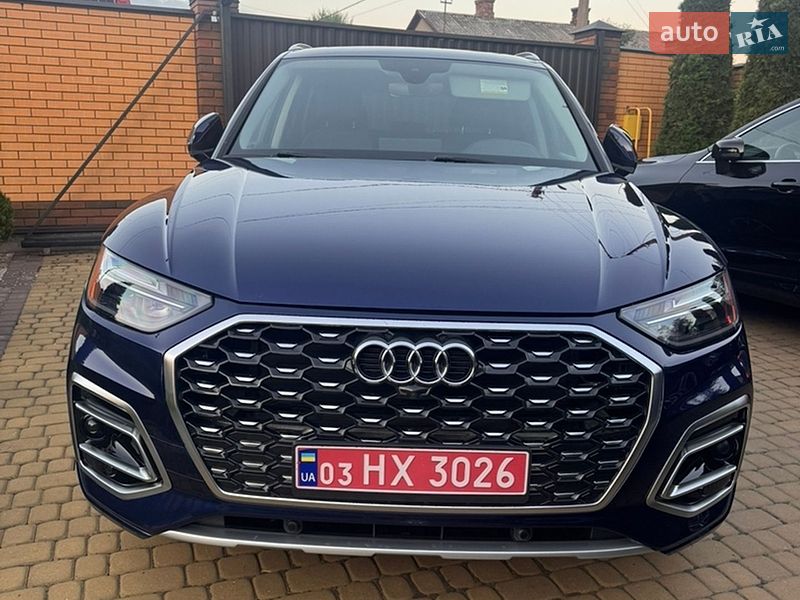 Внедорожник / Кроссовер Audi Q5 2021 в Владимире