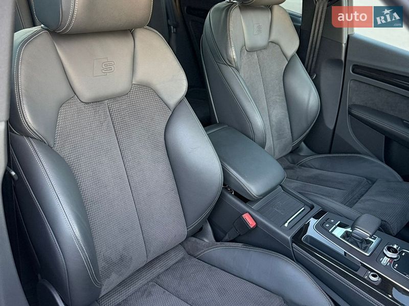 Внедорожник / Кроссовер Audi Q5 2019 в Киеве