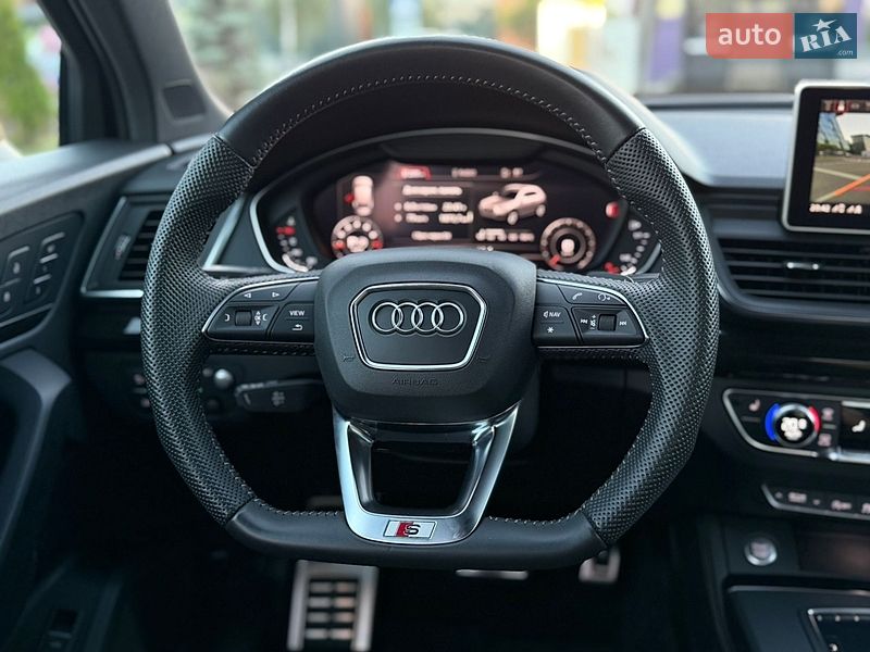 Внедорожник / Кроссовер Audi Q5 2019 в Киеве