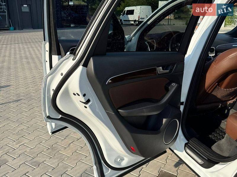 Внедорожник / Кроссовер Audi Q5 2014 в Виноградове