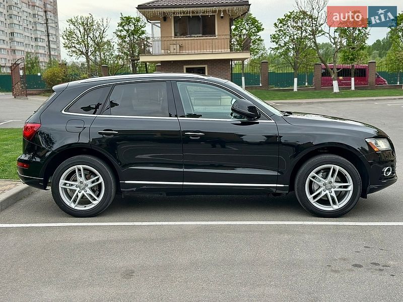 Позашляховик / Кросовер Audi Q5 2016 в Києві