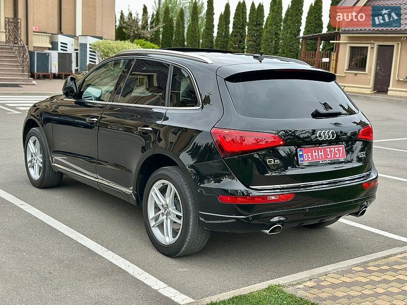 Позашляховик / Кросовер Audi Q5 2016 в Києві