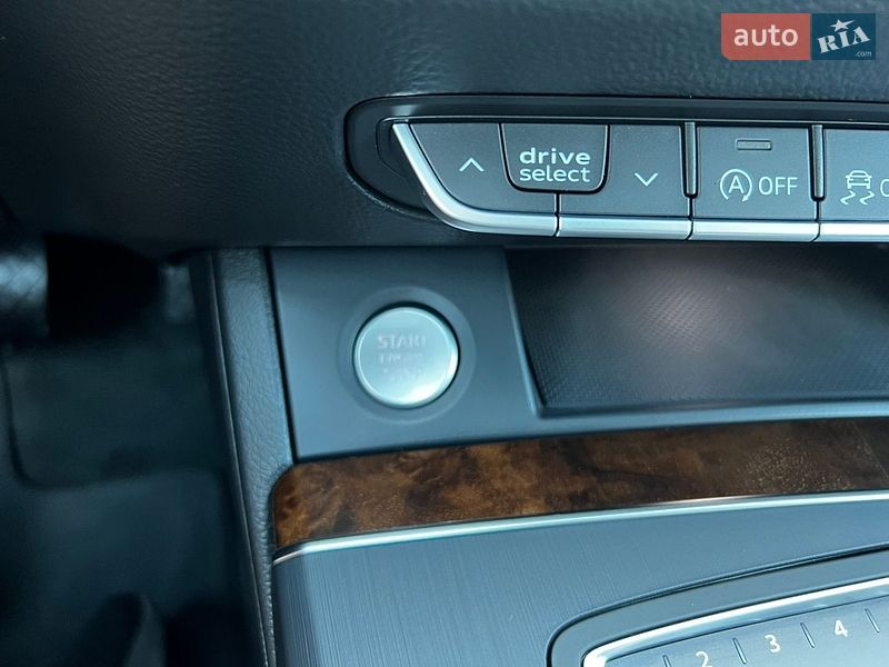 Внедорожник / Кроссовер Audi Q5 2018 в Луцке