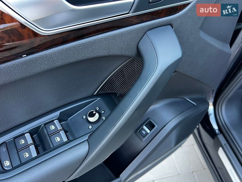 Внедорожник / Кроссовер Audi Q5 2018 в Луцке