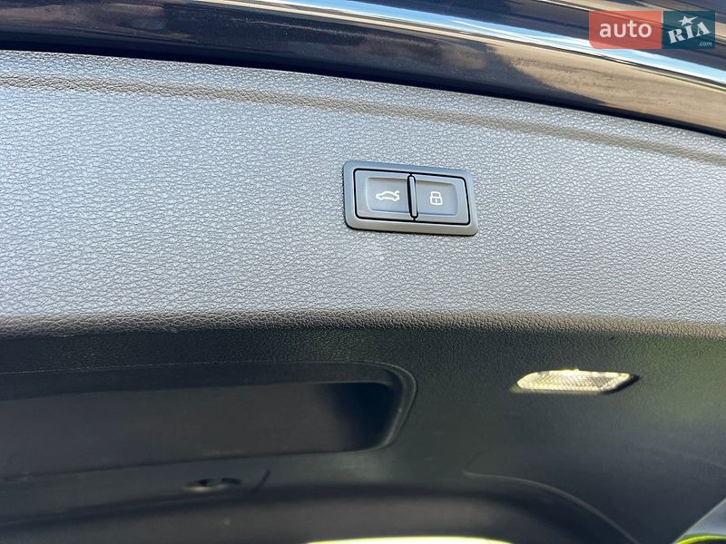 Внедорожник / Кроссовер Audi Q5 2018 в Луцке
