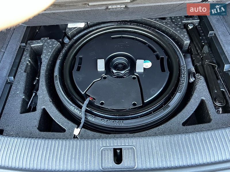 Внедорожник / Кроссовер Audi Q5 2018 в Луцке