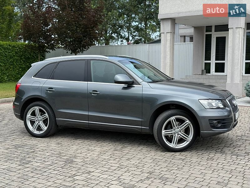 Внедорожник / Кроссовер Audi Q5 2010 в Черновцах фото 6 Внедорожник / Кроссовер Audi Q5 2010 в Черновцах