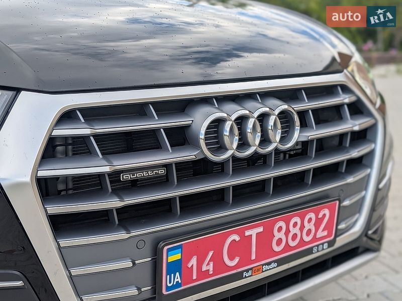 Внедорожник / Кроссовер Audi Q5 2018 в Ивано-Франковске