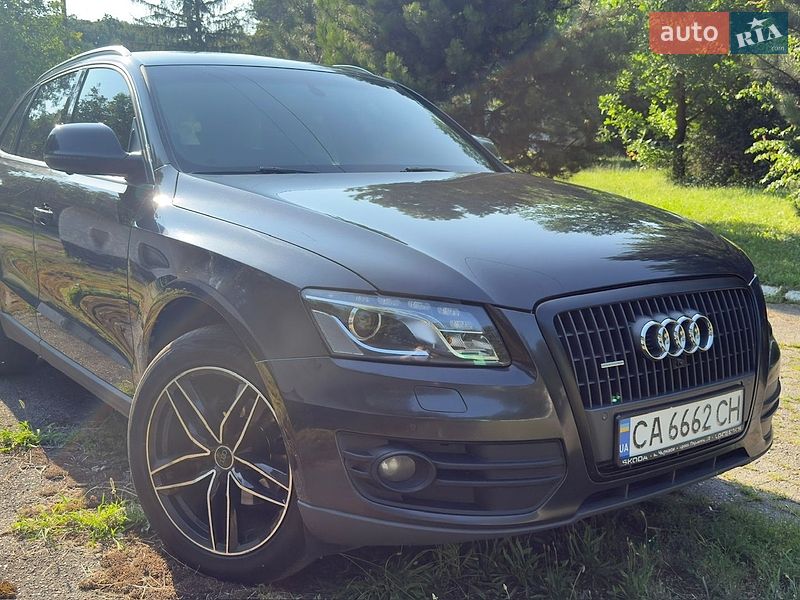 Внедорожник / Кроссовер Audi Q5 2012 в Черкассах