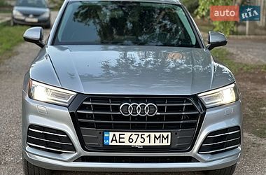 Позашляховик / Кросовер Audi Q5 2018 в Дніпрі