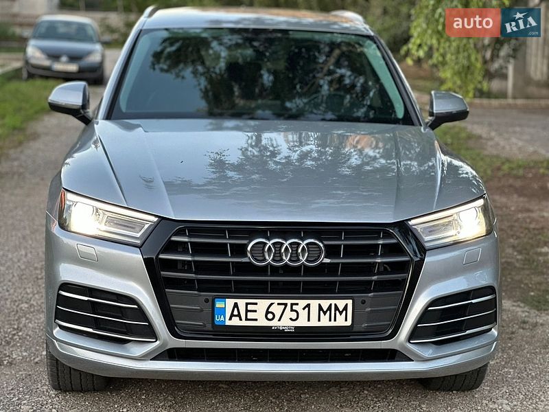 Позашляховик / Кросовер Audi Q5 2018 в Дніпрі
