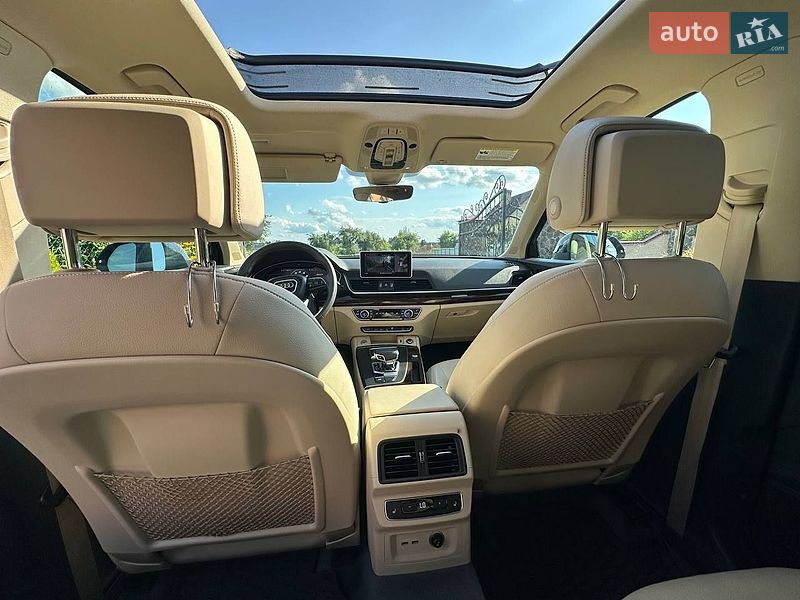 Позашляховик / Кросовер Audi Q5 2020 в Солонці