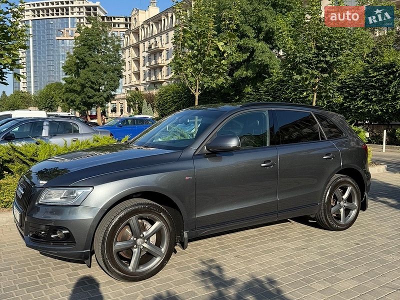 Позашляховик / Кросовер Audi Q5 2012 в Одесі