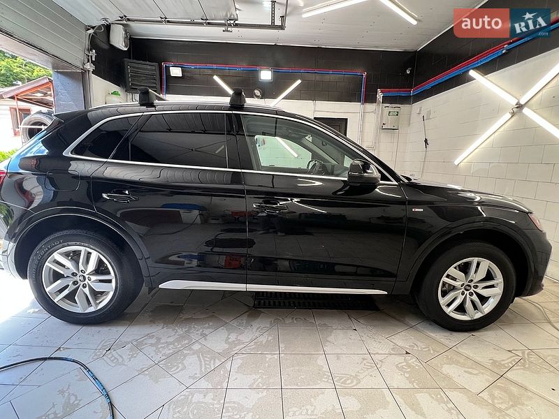 Позашляховик / Кросовер Audi Q5 2023 в Києві
