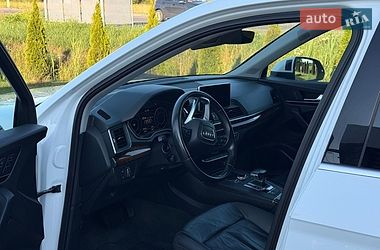 Позашляховик / Кросовер Audi Q5 2017 в Львові фото 9 Позашляховик / Кросовер Audi Q5 2017 в Львові