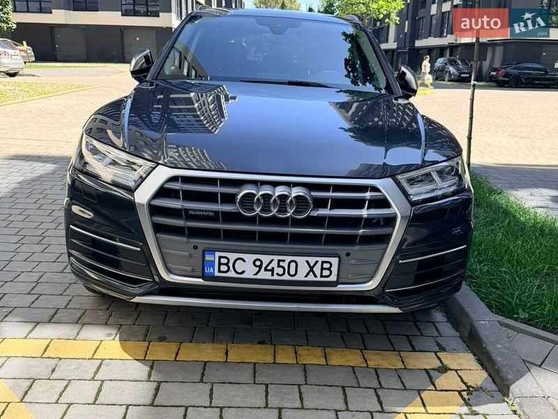 Позашляховик / Кросовер Audi Q5 2019 в Івано-Франківську