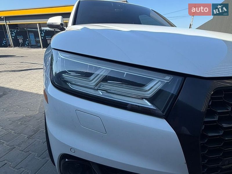 Внедорожник / Кроссовер Audi Q5 2017 в Тернополе