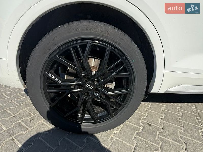 Внедорожник / Кроссовер Audi Q5 2017 в Тернополе