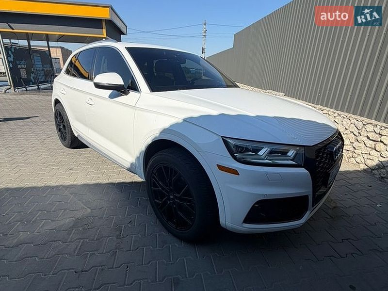 Внедорожник / Кроссовер Audi Q5 2017 в Тернополе