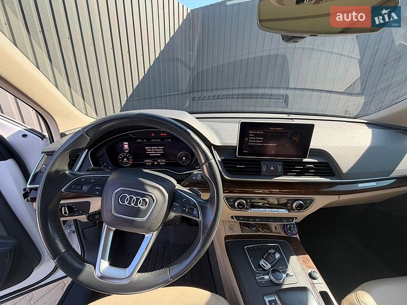 Внедорожник / Кроссовер Audi Q5 2017 в Тернополе