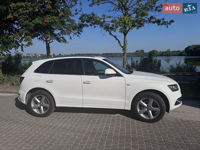 Позашляховик / Кросовер Audi Q5 2016 в Львові