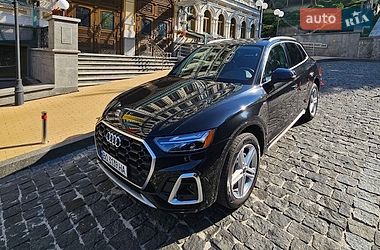 Внедорожник / Кроссовер Audi Q5 2024 в Киеве