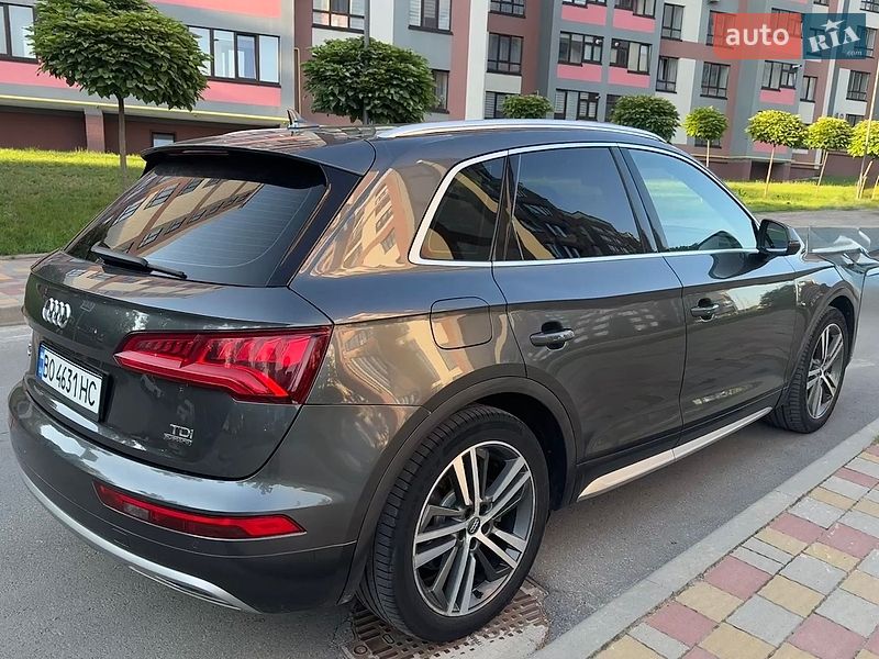 Позашляховик / Кросовер Audi Q5 2017 в Тернополі
