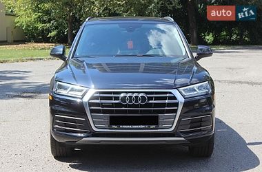 Внедорожник / Кроссовер Audi Q5 2017 в Днепре