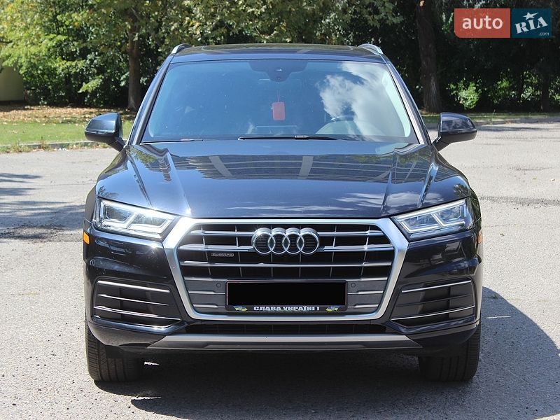Внедорожник / Кроссовер Audi Q5 2017 в Днепре